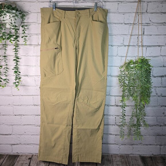 EDDIE BAUER RAINIER PANTS KHAKI COLOR 2 WAY STRETCH FABRIC SIZE 34X32 EUC - Picture 1 of 7